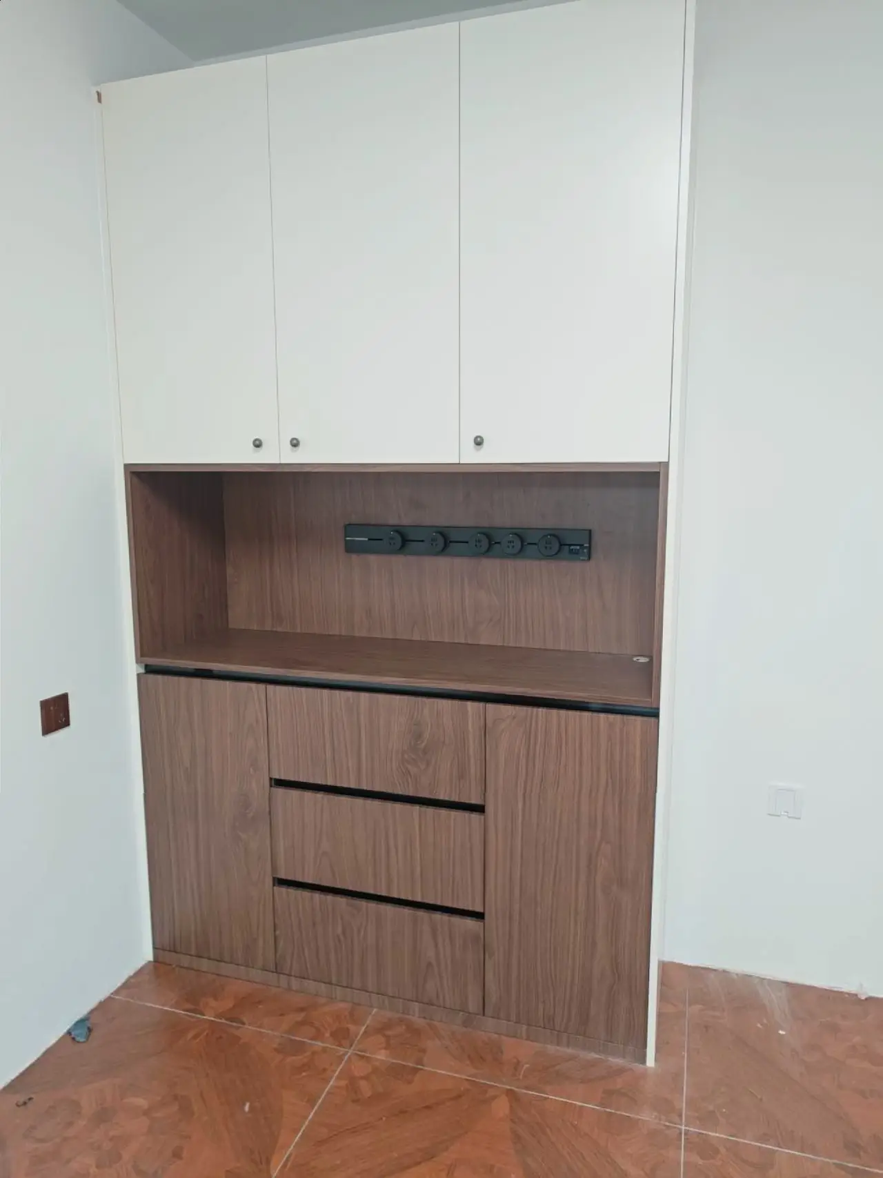 北京櫥柜定制哪家便宜？探秘北京恒春廚房設(shè)備有限公司