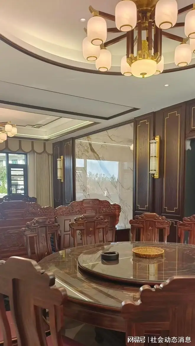 探工廠：2025年湖南長(zhǎng)沙全屋定制，別墅原木家具源頭廠家